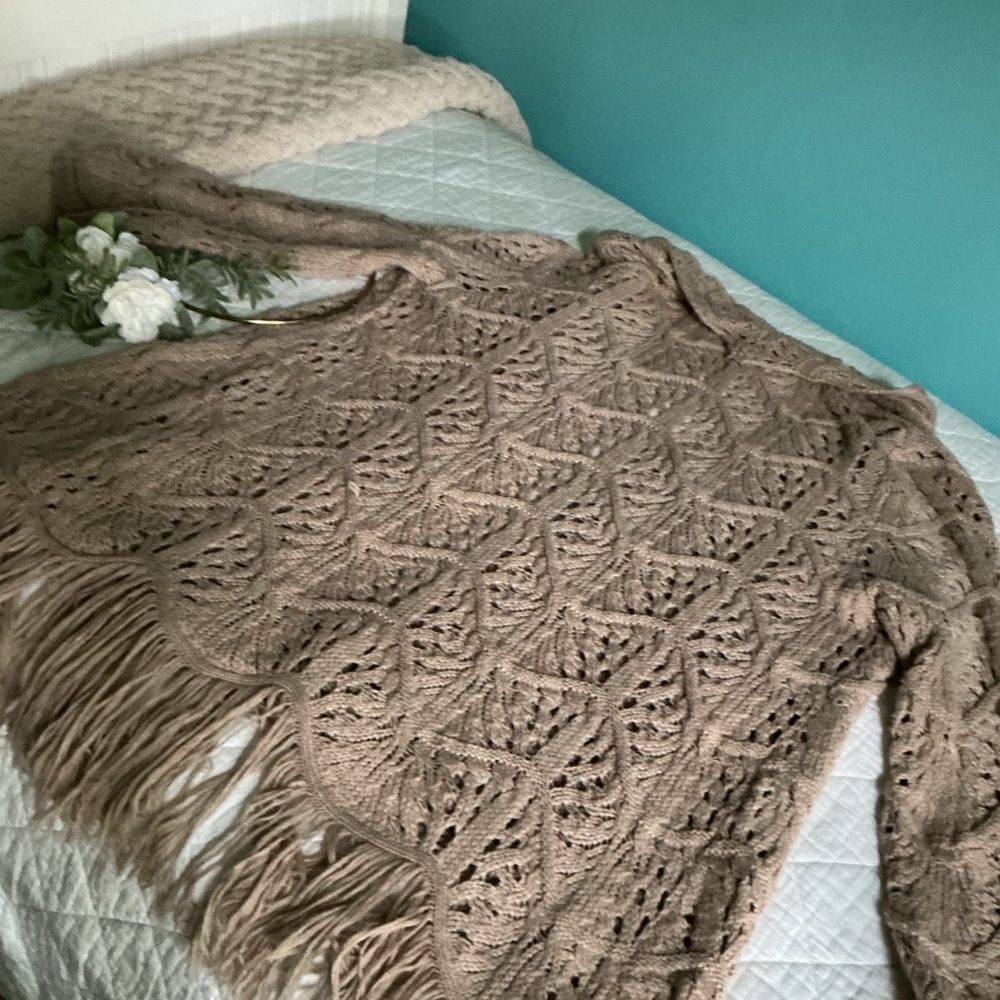 Retro Threads Crochet Sweater - Picture 7 of 11